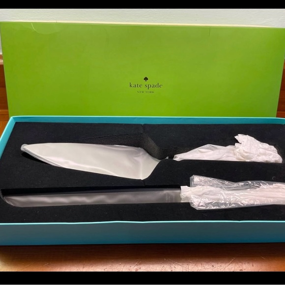 Kate Spade Silverplate Wedding Cake knife Server Set Mr & Mrs Box Set